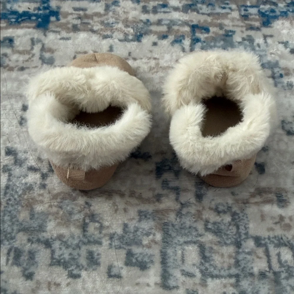 Cozy Tan Baby Booties with Faux Fur Lining